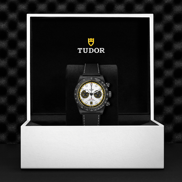 BLACK BAY CHRONO "CARBON 26"
